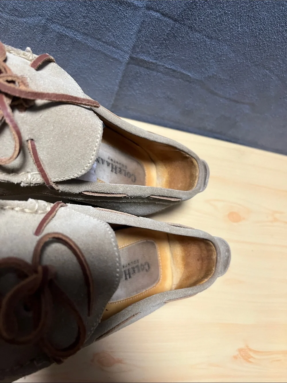 Cole Haan Country Suede Women Size 10 B Moc Toe Driving Shoes Beige Old Money
